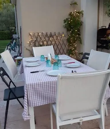 Flat Front With Swimming Pool, Ground Floor Apartment Peschiera del Garda