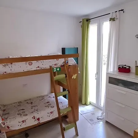 Flat Front Lake With Swimming Pool, Ground Floor * Peschiera del Garda