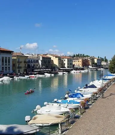 Flat Front Lake With Swimming Pool, Ground Floor * Peschiera del Garda